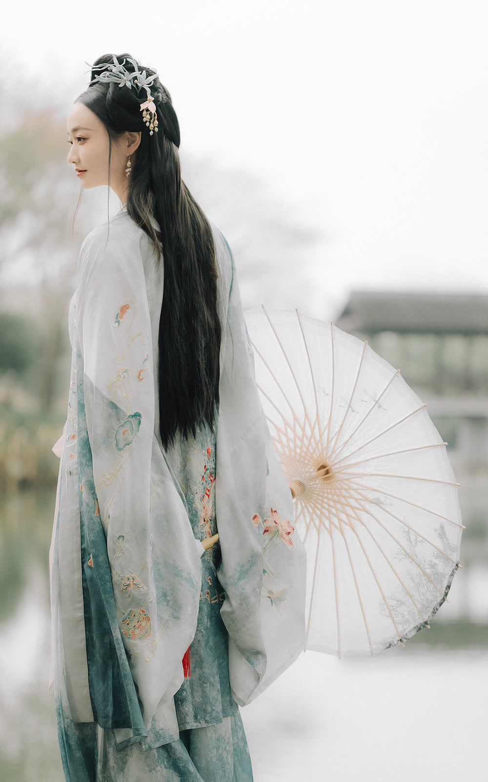 春风花草香.jpg